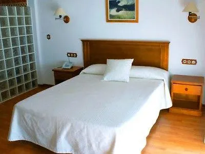 **  Hotel Donde Caparrós Carboneras España