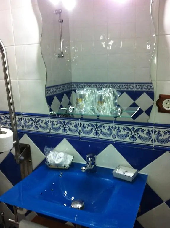 Hotel Donde Caparros Carboneras 2*,