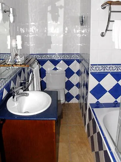 **  Hotel Donde Caparros كاربونيذاس إسبانيا