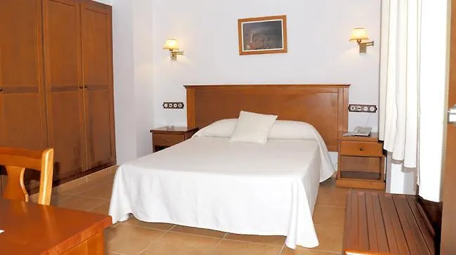 Hotel Donde Caparros كاربونيذاس