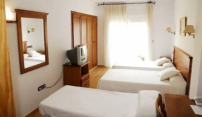 Hotel Donde Caparros Carboneras